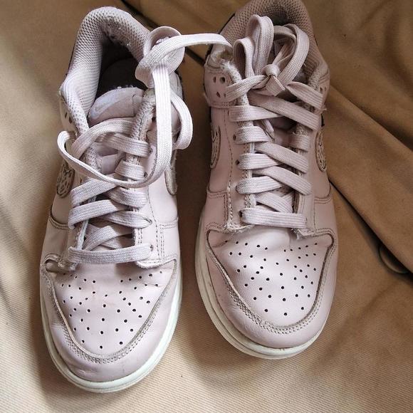 Nike "Primal Pink" Dunks - Picture 3 of 4